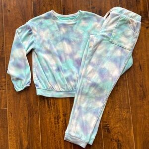 Cat & Jack 10/12 fleece outfit
